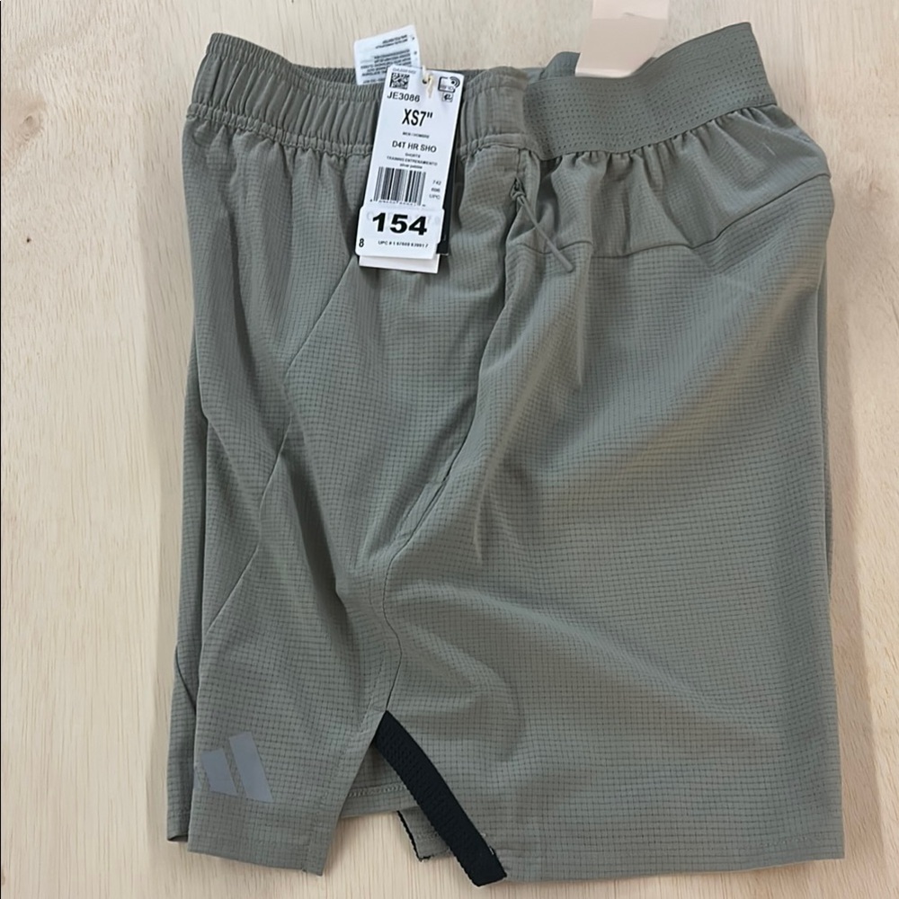 Adidas Men's Olive Green Shorts size XS 7in